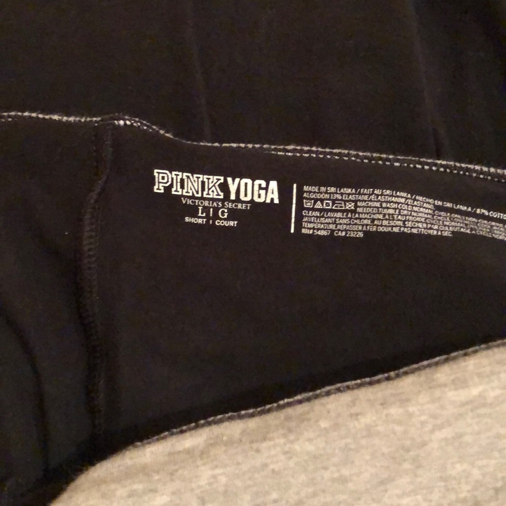 TWO PAIRS of VS yogas - Picture 4 of 5